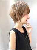 小顔ショートカット/ブリーチなしミルクティーベージュ/豊中