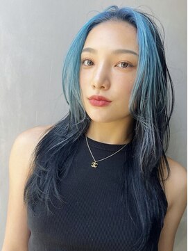 ジーナ(XENA) ケアブリーチ×ミニウルフ×デザインカラー(渋谷)