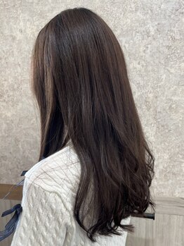 ノア(noix)の写真/大人女性のお悩みを解決してくれるサロン。大人女性が気になりにくい白髪へのアプローチで美髪を叶えます！