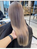 ナチュラル ヘアーデザイニング(Natural hair designing) ホワイトグレージュ