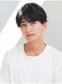 スーツ短髪ツーブロック束感モテる黒髪シークレットパーマ流行