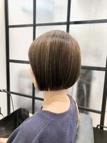 ピックアップ(ｐｉｃｋ ｕｐ)&nbsp;切りっぱなしボブ+極細ハイライト+白髪ぼかし