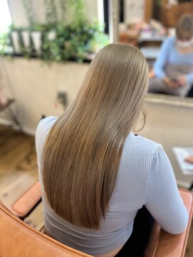 エルムトウキョウ(ELM Tokyo) 【髪質改善】ハイトーン艶ロング