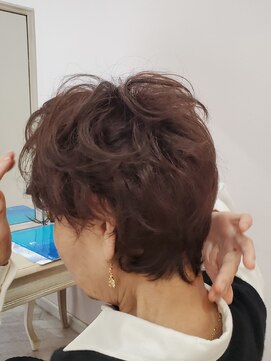 丹下陽子美容室 似合わせ