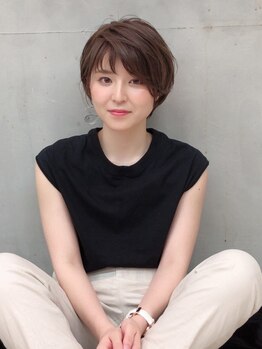 ブラウン(Brown)の写真/頭の形や骨格をカットラインでカバー◎お悩みを解決し、ご自宅でのスタイリングも楽チンに！