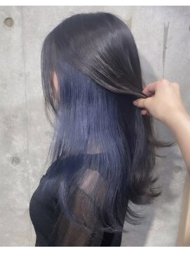 カリーナコークス 原宿 渋谷(Carina COKETH) ブリーチ2回楽しめるブルーインナーカラーダブルカラー