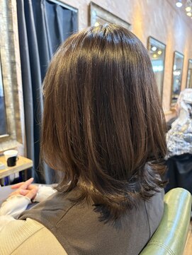 ディアス(DIAS) 外はねレイヤーボブ