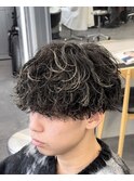 渋谷ルーズパーマメンズマッシュウルフセンターパートカット