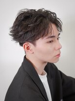 ガウディ 池袋店(Gaudi)&nbsp;フェザーショートフェザーパーマセンターパートメンズパーマ