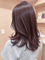 サロン ド ユーア(salon de yuua)&nbsp;広島市中区大手町美容院　ワインレッドカラー×セミロング