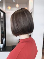 リゴレット 春日部店(RIGOLETTO)&nbsp;ハイライトオンカラーミニマムボブ