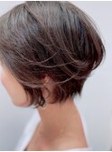 【ショートヘアfile】丸みとくびれショート