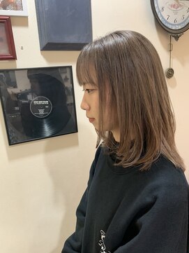 ヘアアンドスペース ベロン(hair&space velon) レイヤーベージュ