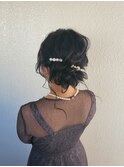 波ウェーブ ツイスト 後れ毛 シニヨン ヘアアレンジ