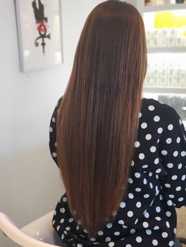 アージェガーデン(AGEE GARDEN) ナチュラルロング ロングレイヤー グレージュカラー