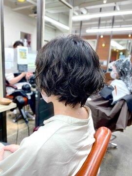 ベルクープス 天王寺店(Belle Coupes) 【BelleCoupes】ショートヘア 癖毛風ニュアンスパーマ