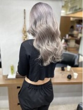 ディア(.eer) ハイトーンカラー/ブリーチリタッチ/寒色系ホワイトグレージュ