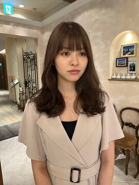 ビュートリアム265(BEAUTRIUM 265) セミロング・暗髪ロング・レイヤー・銀座日比谷有楽町20代30代
