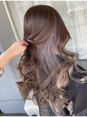 マロングレージュ×ホワイトシルバー