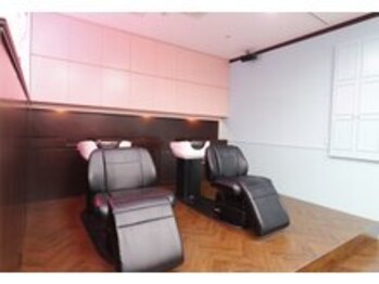 オペラ バイ バレエ 清澄白河店(OPERA by BALLET HAIR)の写真/ゆっくりできる快適空間で、のんびりリラックス◎美容室でのひとときを最高にhappyなお時間にいたします！