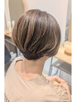 ペタル(Petal)&nbsp;前下がり風ショートスタイル