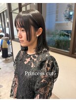 トイズファクトリー(Toys Factory) 姫カットでオシャレモードに♪イメチェン