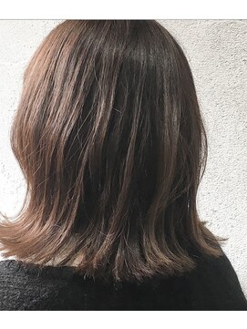 デムル(DEMURE) DEMURE