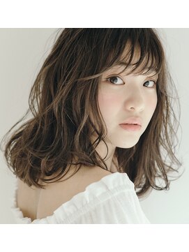 ローネス ギンザ(LONESS ginza) フリンジバングで抜け感ミディアムヘアー