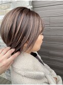 ショートボブ×ハイライト
