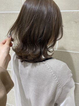 カシェ マエノヘタ(Cashe'e MAENOHETA) ベージュカラー