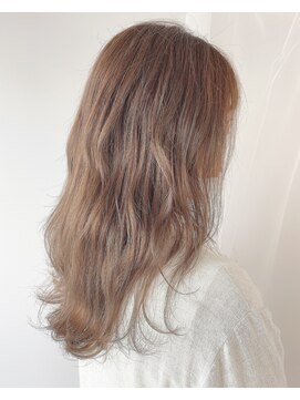 ユルフ(yulf) 夏のハイミルクティーカラー☆☆[津市/津駅/久居/久居駅]