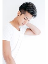 フレン(flen)&nbsp;【flen】ツーブロック刈り上げグラデーションサイドパート