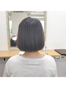 グランルッソ 岡山駅前(GRAN LUSSO) ナチュラルボブ×小顔カット