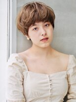 ソーコ 渋谷(SOCO)&nbsp;大人かわいい小顔丸みマッシュショートミルキーベージュ（徳竹）