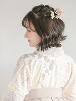 ヘアーサロン ラフリジー(Loufreasy)&nbsp;切りっぱなしボブの卒業式袴の外はね風ハーフアップヘアセット