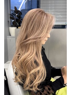 ヴァイス 新宿店(VAICE) 【新宿/髪質改善】レイヤーカット/白髪ぼかしハイライト