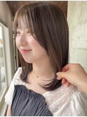 レイヤーカットアッシュカラーグレージュ透明感カラー前髪