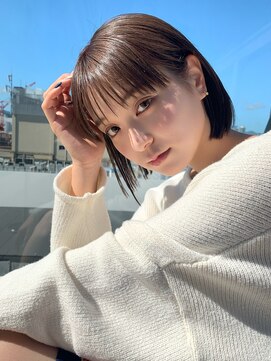 ミラバイグリーン(Mira by green) エ大人かわいいミルクティーブラウン愛されショートボブ艶髪