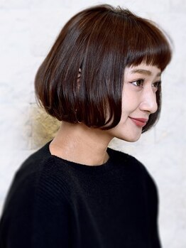 モデロ(Modelo)の写真/今話題のSNSで見るような"うる艶ヘア"に♪カラーやパーマとの相性も抜群◎思わず触りたくなるような質感に