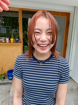 シツ(situ) レイヤーボブ オレンジカラー