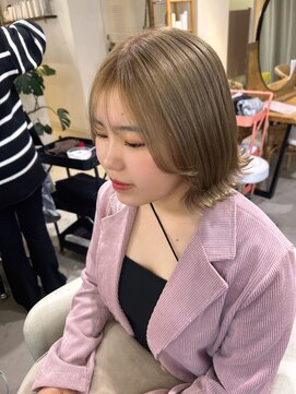 ココルアナ(coco luana) ブリーチ、ハイトーン、ケアブリーチ、韓国、前髪カット