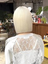 ヤーン(yarn.)&nbsp;艶ホワイトブロンド/ボブ【赤堀友哉】