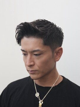 アストロ(ASTRO) 大人の色気×ナチュラルショートビスネスアップバング刈り上げ