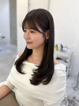 アナ ラーナ(Anna Lanna) 耳かけも可愛い大人な顔まわり【奥村北斗】