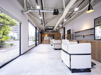 ソードリーフ ヘアーアンドスパ 鶴見店(swordlief hair&spa)の写真