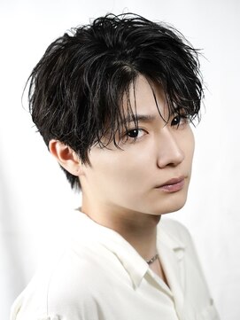 オーシャントーキョー 渋谷(OCEAN TOKYO) フェザーパーマシャドウパーマカルマパーマセンターパート