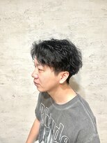 クオンヒール(QUON HEAL)&nbsp;刈り上げツイストスパイラルセンターパートr