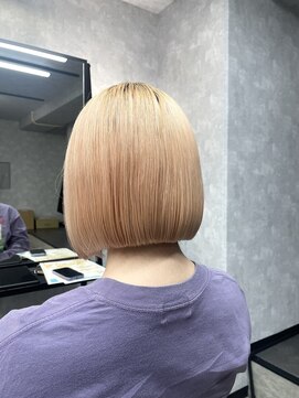 イデアル(Ideal) ボブ/ミニボブ/切りっぱなしボブ/外ハネ/外ハネボブ/前下がり