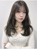 ミディアムレイヤーカット/オリーブベージュ/顔周りカット