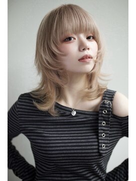 デコ(DECO) hush-cut whiteblond